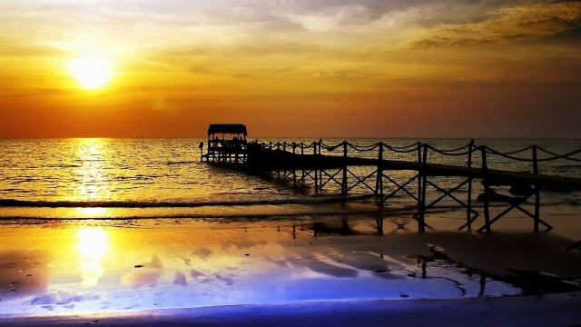 星空体育：快乐大集结！儿童拼接泡沫滑梯打造亲子活动新风尚